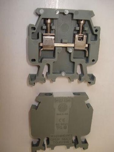 Allen Bradley 1492-HM1 NEW Gray Terminal Block NSNP Lot of 10