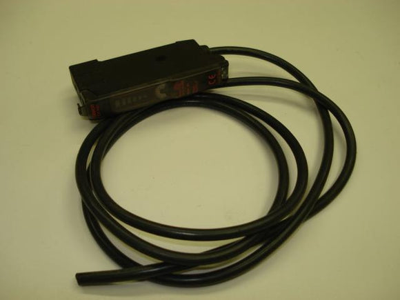 Omron E3X-NA41 12-24VDC Prox Switch Sensor USNP