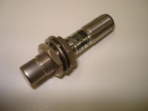 Allen Bradley 871TM-DH4NN12-D4 Shielded Prox Switch Sensor USNP