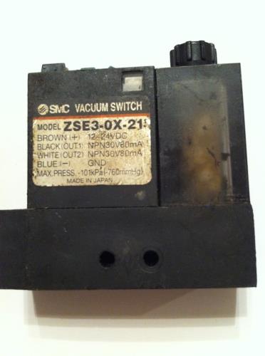 SMC ZSE3-0X-21 12-24VDC Vacuum Switch USNP #15