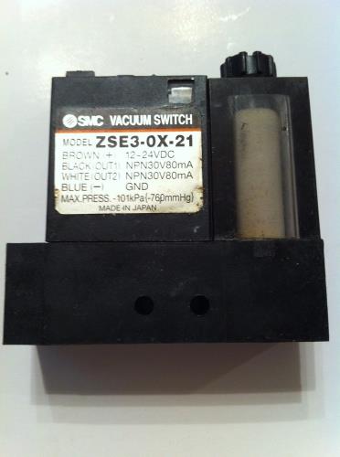 SMC ZSE3-0X-21 12-24VDC Vacuum Switch USNP #14