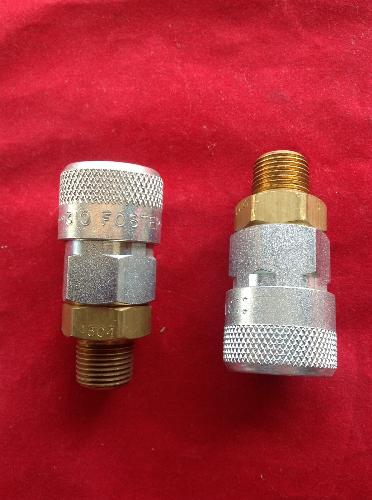 Foster 310 Quick Connect Air Coupler & Brass Fitting Lot of 2 USNP