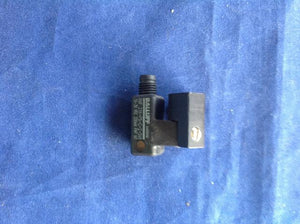 BMF 21K-PS-C-2-S49 10-30 VDC Sensor & Bracket USNP