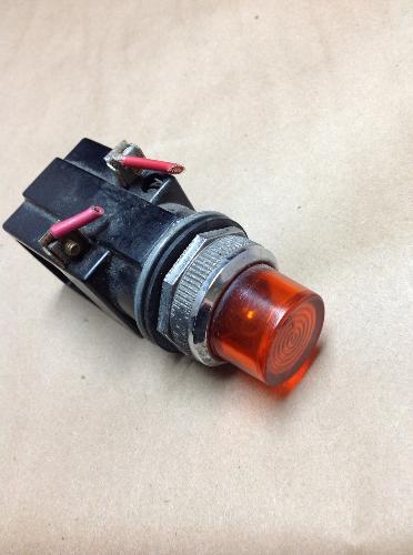 Furnas Electric 52PA4EN 120V Orange Cap Indicator Light USNP (B13)