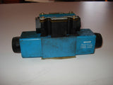 Vickers DG4V-3S-OC-M-FTWL-B5-60 Hydraulic Solenoid Operated Directional Valve