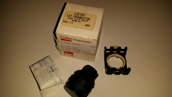 Cutler Hammer E22TG Illuminated Green 25MM Extended Head Push Button LOT 6