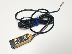Omron E3S-5DE4 Photoelectric Switch Sensor 12-24VDC RECEIVER