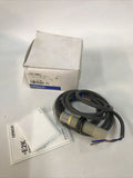 OMRON E2K-X8MY2 / E2KX8MY2 Capacitive Proximity Switch 100-240 VAC 2m