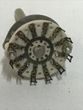 Centralab PA-2001 Rotary Switch 1 POL-12 POS Non-Shorting Steatite W Manual
