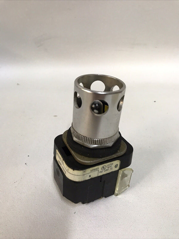 Allen-Bradley 800T-PA16 Push Button 120VAC 50/60Hz No Lens Ser. N