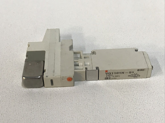 SMC VQ1101N-51 Solenoid 24VDC Valve 2-Position 5-Port