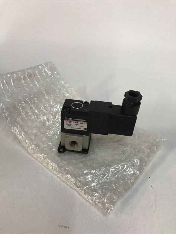 SMC VT307-5D-01-F 3 Port Solenoid Valve