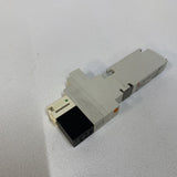 SMC VQ1100-5-X22 Solenoid Valve New