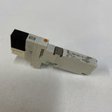 SMC VQ1100-5-X22 Solenoid Valve New