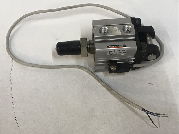 SMC CDQ2D32-10DM-A73 Cylinder W/ D-F79 Max Pressure: 1.0MPa