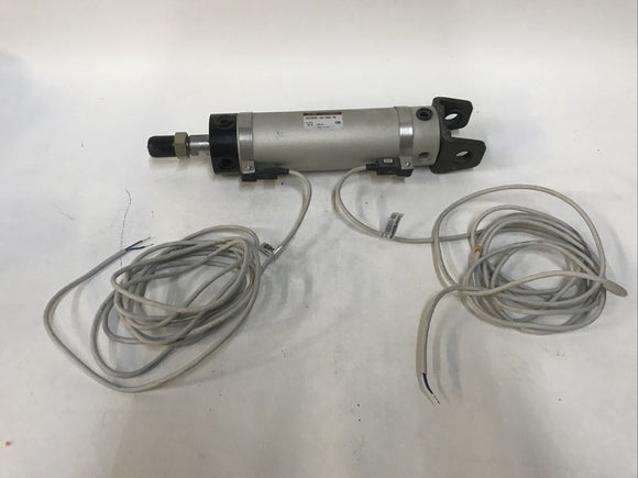 SMC CDG1DN50-125-K59L-50 Round Body Cylinder CDG1DN50-125 & D-K59 L Sensors