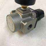 SMC AR40-N03-Z Regulator 3/8" w/ Gauge